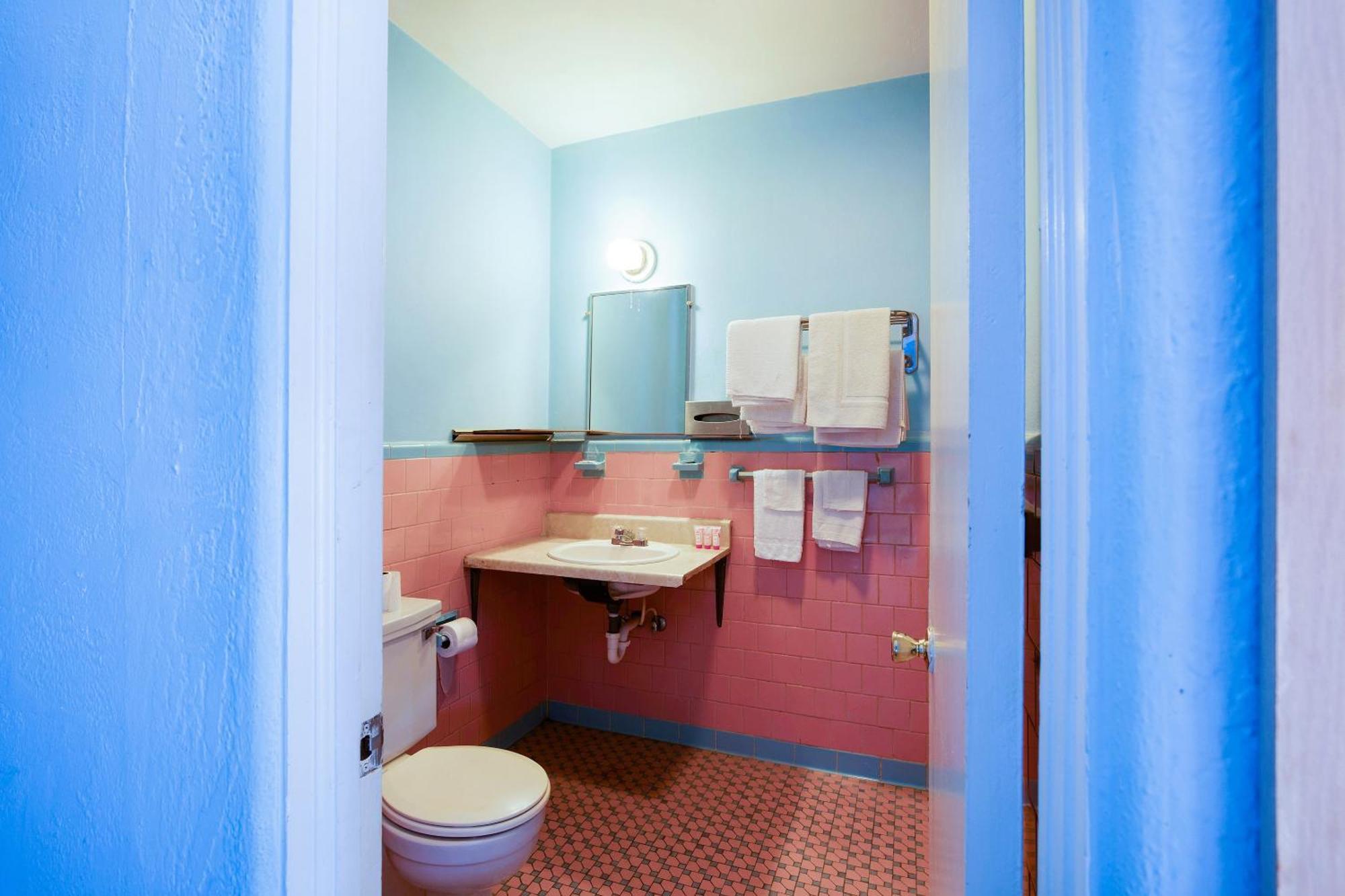 Hotel Salem-Roanoke I-81 -Listing Partner Екстер'єр фото