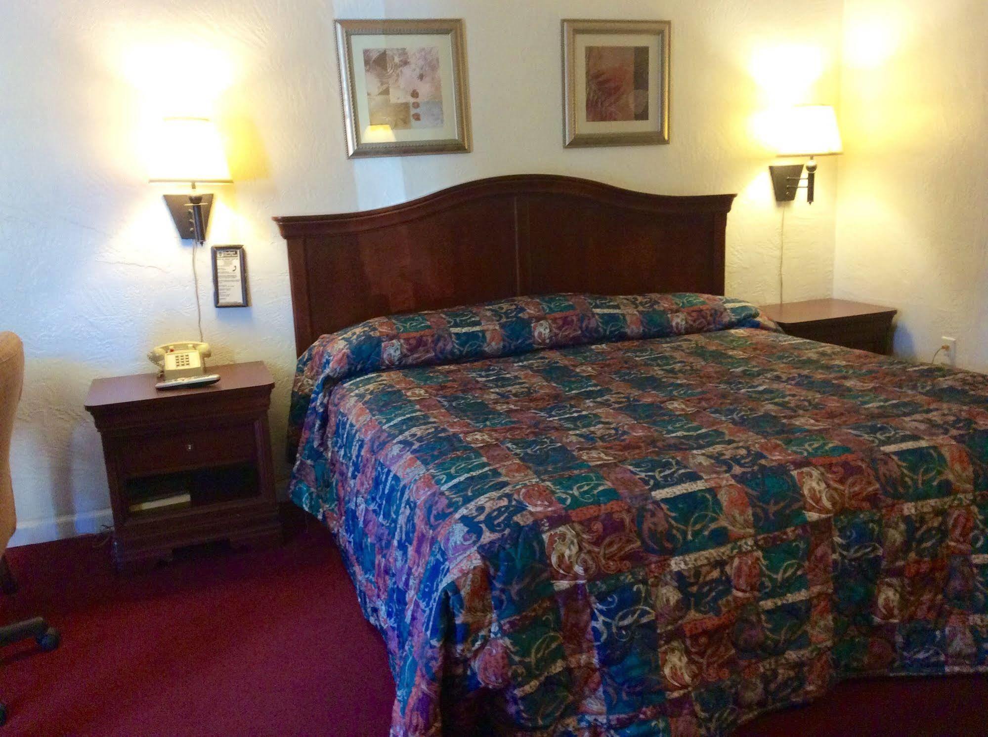 Hotel Salem-Roanoke I-81 -Listing Partner Екстер'єр фото